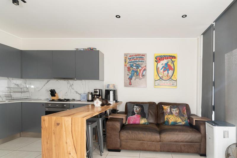 2 Bedroom Property for Sale in Paardevlei Western Cape